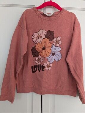 5/$35 H&M Pink Floral “LOVE” Sweater – Girls Size 8/10